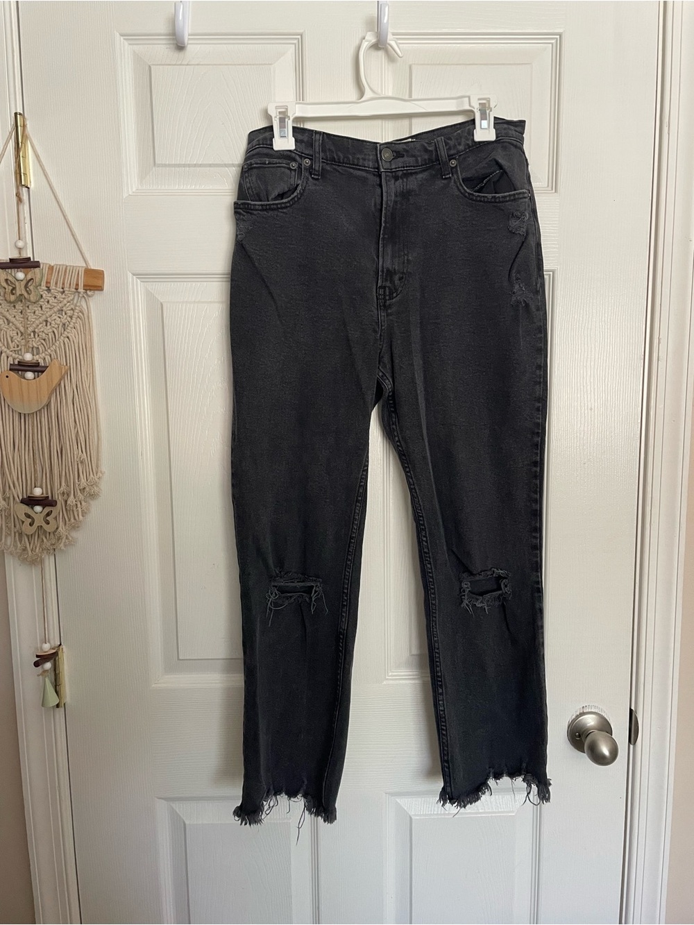 Abercrombie & Fitch Womens 29/8R Ankle Straight High Rise Black Distressed Jeans